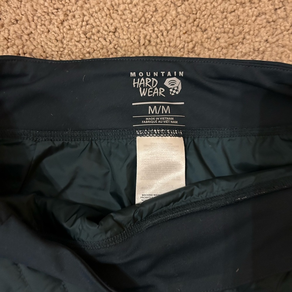 Mountain Hardware insulated skirt